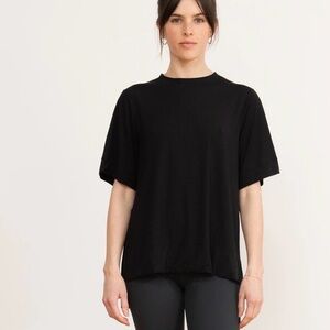 ADAY Essentialist T-Shirt